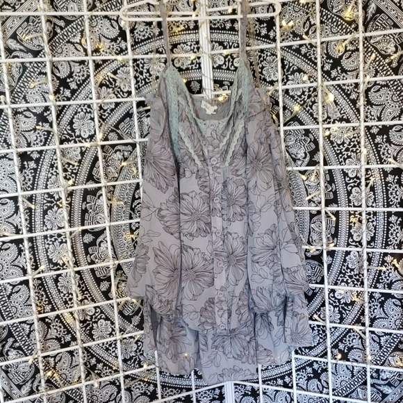 Grey Tank Top - Picture 8 of 10